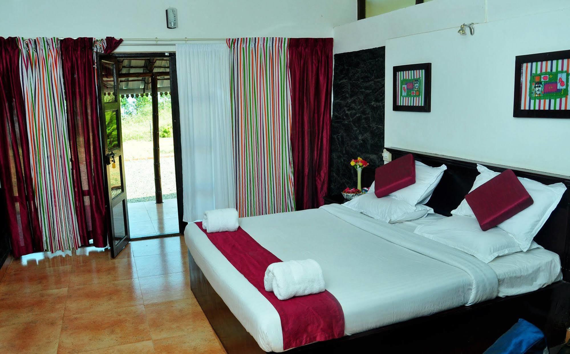 Punarjani Ayurvedic Resorts Ramakkalmedu Exterior foto